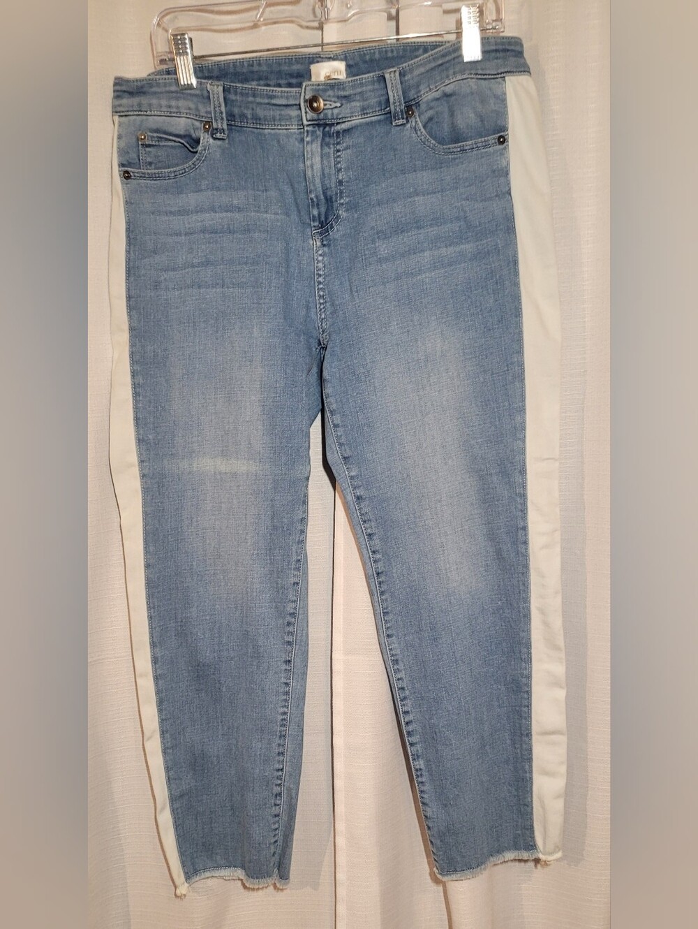 ecru Light Blue Ankle Jeans with White Side Stripes 10